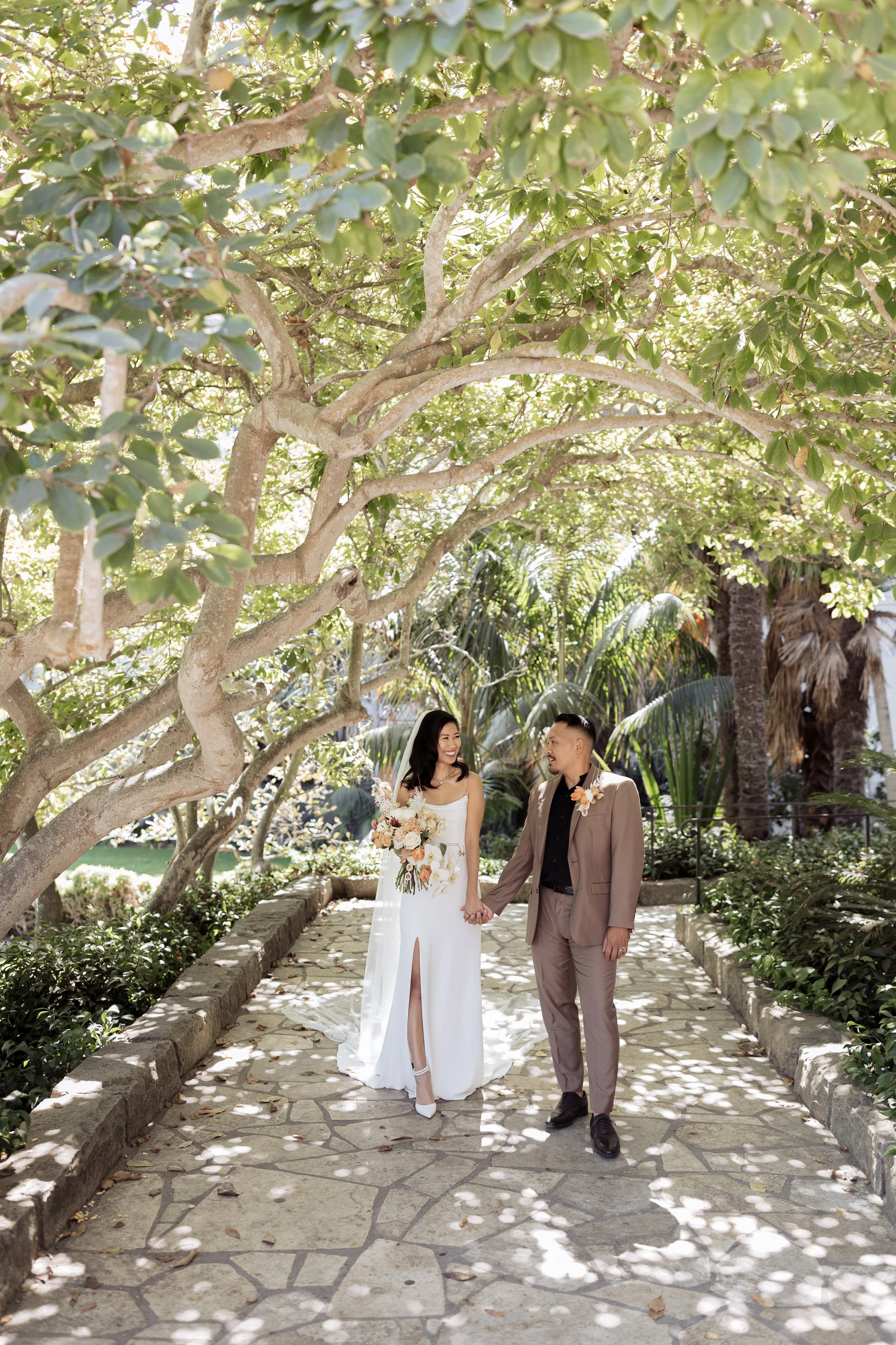 SB Paella Catering serving authentic paella at a Santa Barbara Courthouse wedding event